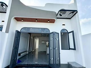 Bán nhà sân vườn cực rộng, thổ cư, 5x36m, hoàn công, giá 1t790