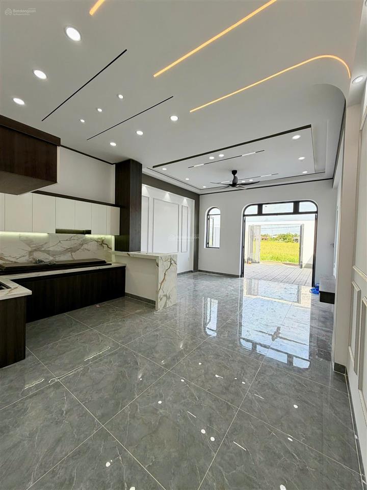 Bán nhà sân vườn cực rộng, thổ cư, 5x36m, hoàn công, giá 1t790