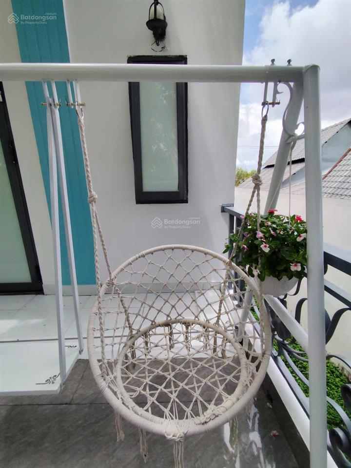 Bán nhà 1 trệt 1 lầu khu đô thị mỹ hạnh, 4x18m, giá 1t830, full nội thất, mỹ hạnh, đức hòa