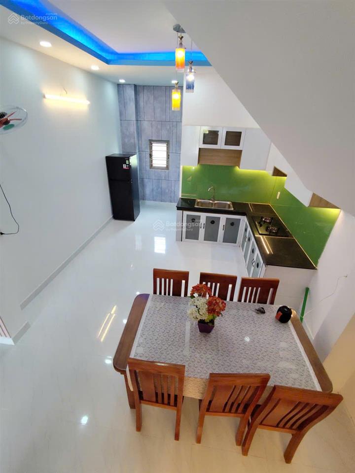 Bán nhà 1 trệt 1 lầu khu đô thị mỹ hạnh, 4x18m, giá 1t830, full nội thất, mỹ hạnh, đức hòa