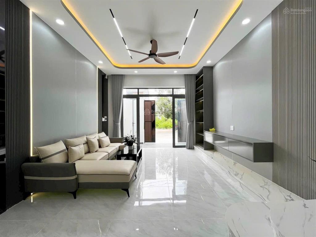 Bán nhà kdc trần anh mỹ hạnh nam, đức hòa, 82m2, sổ riêng