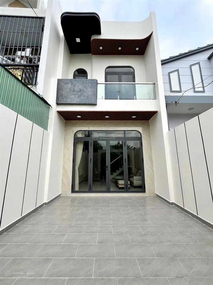 Bán nhà mặt tiền chính kdc trần anh, giá 3t150, sổ riêng, mỹ hạnh, đức hòa
