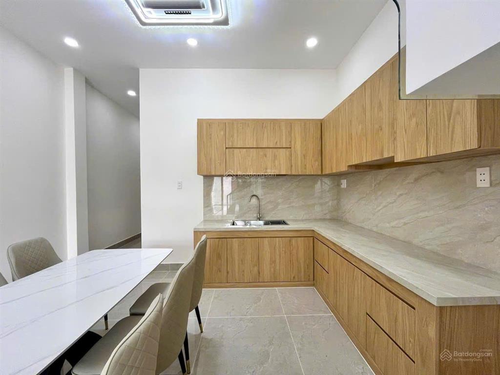 Bán nhà mặt tiền chính kdc trần anh, giá 3t150, sổ riêng, mỹ hạnh, đức hòa
