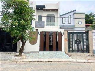 Bán nhà mặt tiền chính kdc trần anh, giá 3t150, sổ riêng, mỹ hạnh, đức hòa