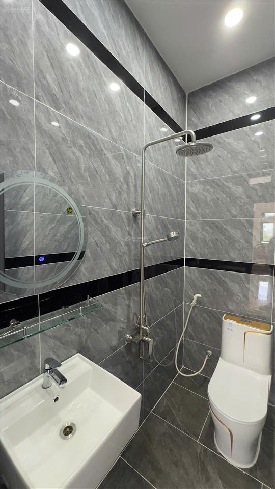 Nhà 1 trệt 1 lầu, sổ riêng, 50m2, giá 1 tỷ 7, mỹ hạnh nam, đức hòa