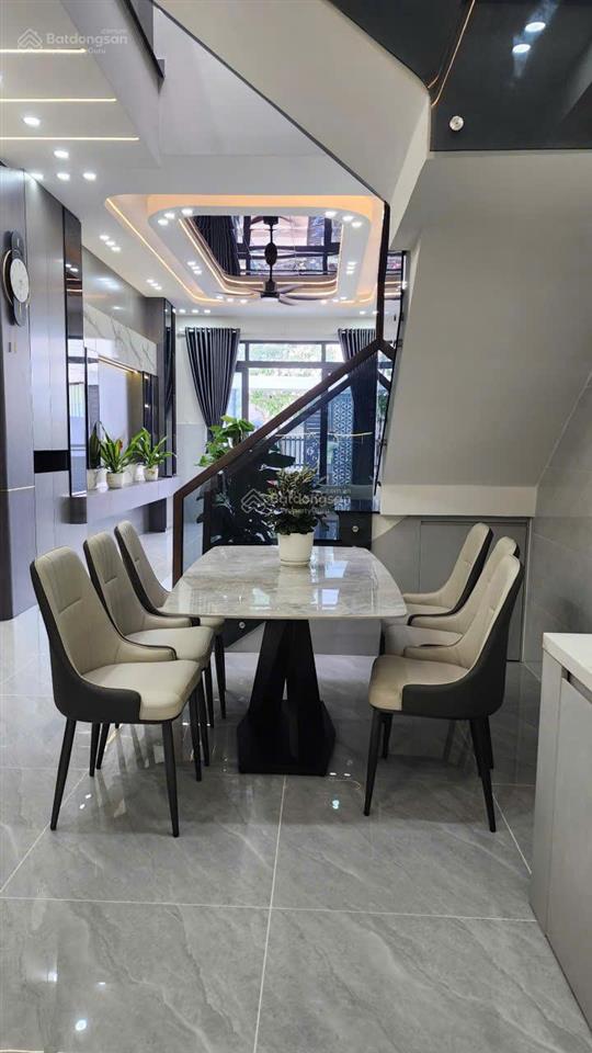 Siêu phẩm nhà phố, 124m2, sổ riêng, mỹ hạnh bắc, đức hòa, long an