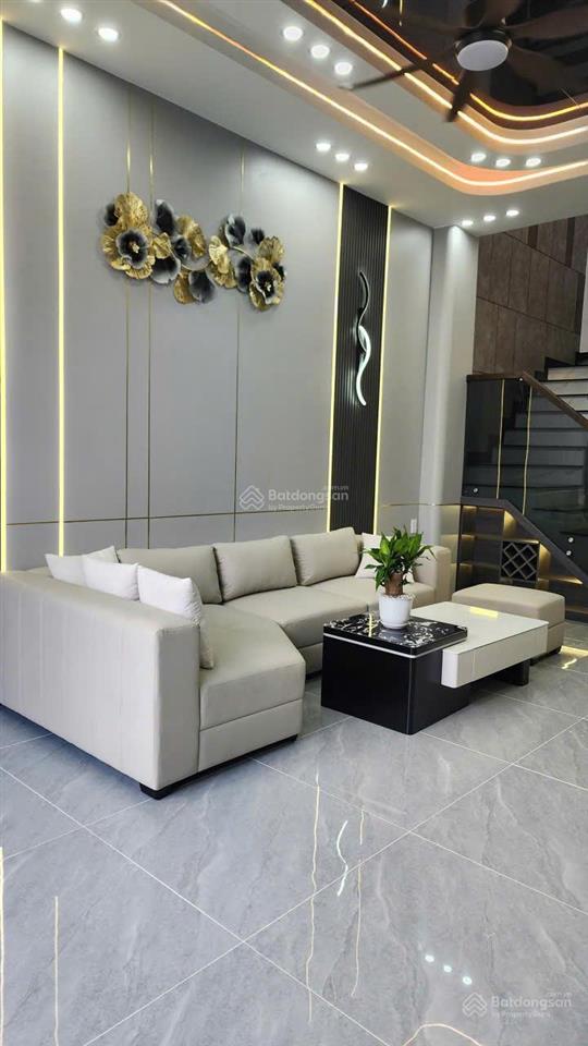Siêu phẩm nhà phố, 124m2, sổ riêng, mỹ hạnh bắc, đức hòa, long an