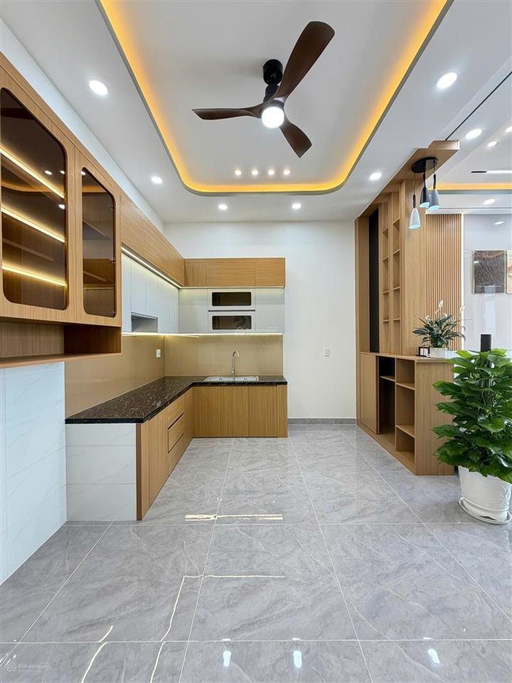 Bán nhà mới xây, 1 trệt 1 lầu, 5x23m, sau lưng chợ gò hưu, giá 2 tỷ 950, mỹ hạnh nam, đức hòa