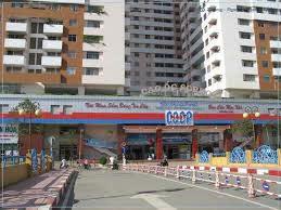 Cho thuê chung cư screc tower đường trường sa, p12, q. 3. dt 100m2. 3pn. 2wc. thoáng mát