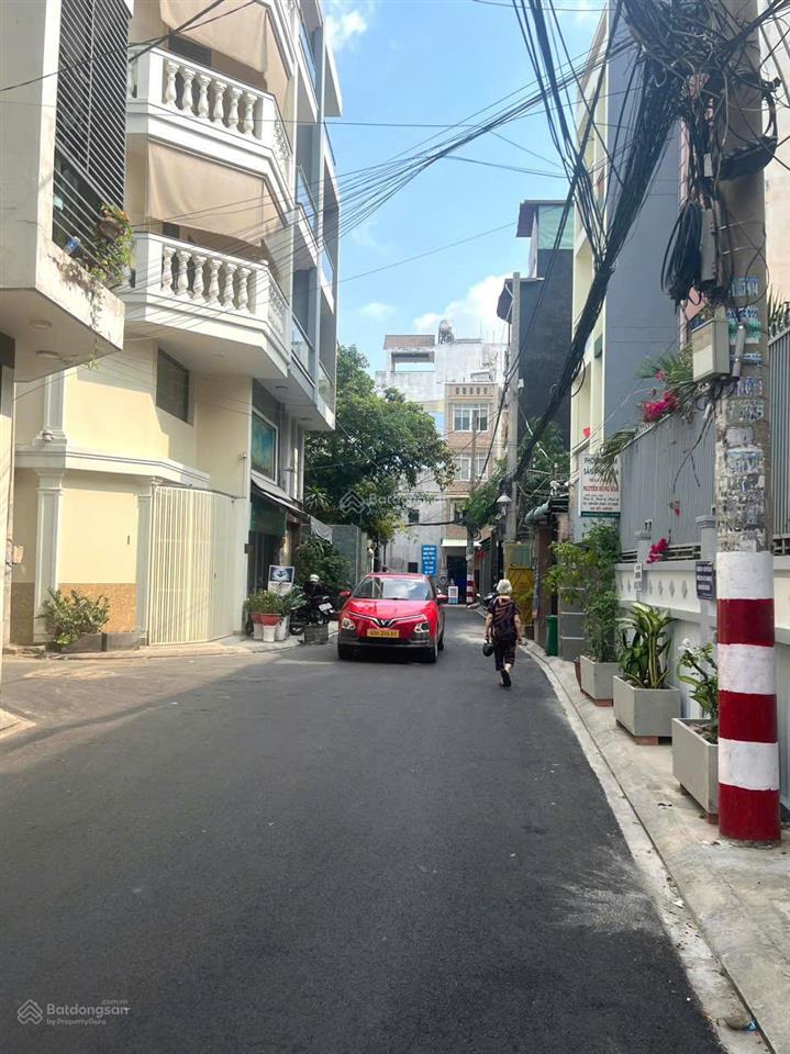 Cần bán nhà cho con đi du học. mặt tiền, đường nguyễn thanh tuyền, f2, q. tân bình