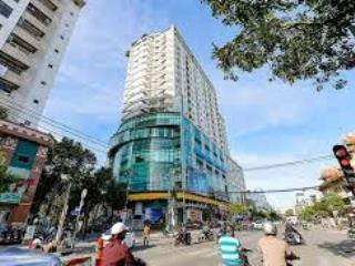 Cho thuê chung cư h1 q. 4, đường hoàng diệu, p 6, quận 4, 95m², 2pn, 1wc, gần chợ xớm chiếu,