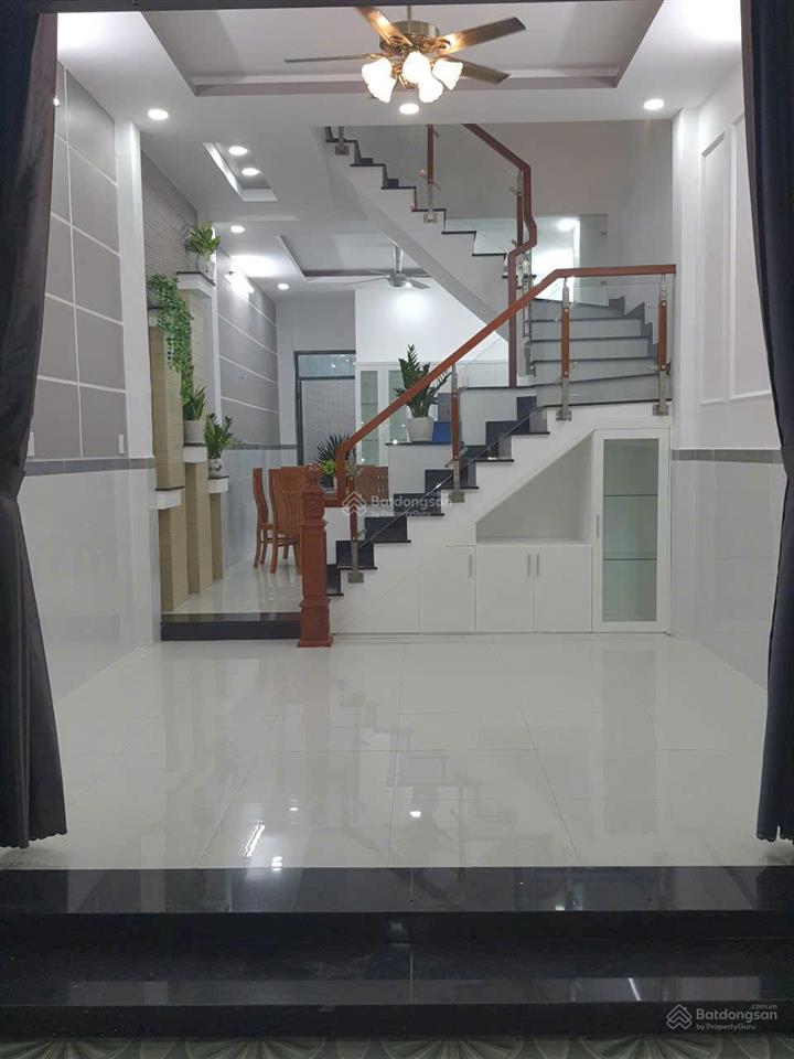 Cho thuê nhà nguyên căn đường số 10 linh xuân thủ đức  0909 428 ***