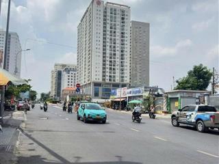 Bán nhà 2 Mặt tiền Nguyễn Xí - ngay VinCom Nguyễn Xí, 4.2x25m, 2 Tầng, 3PN, 19 tỷ.
