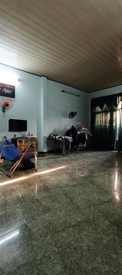 Bán nhà Mặt tiền Nguyễn Văn Quá - gần Trường Chinh, 6x25m, 2 Tầng - tiện xây mới, 18,9 tỷ.