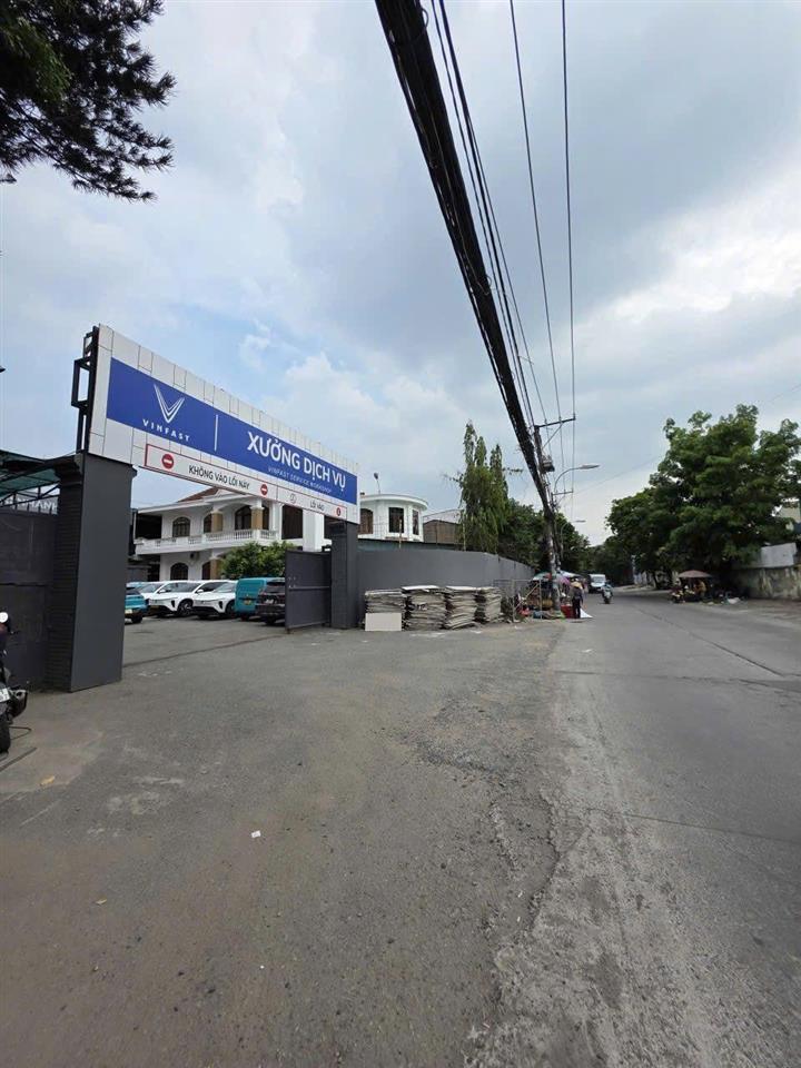 Bán Nhà Kho - Mặt tiền Tân THới Nhất 8 - giao Phan Văn Hớn, 33x40m, HĐT 130tr, 114 Tỷ.