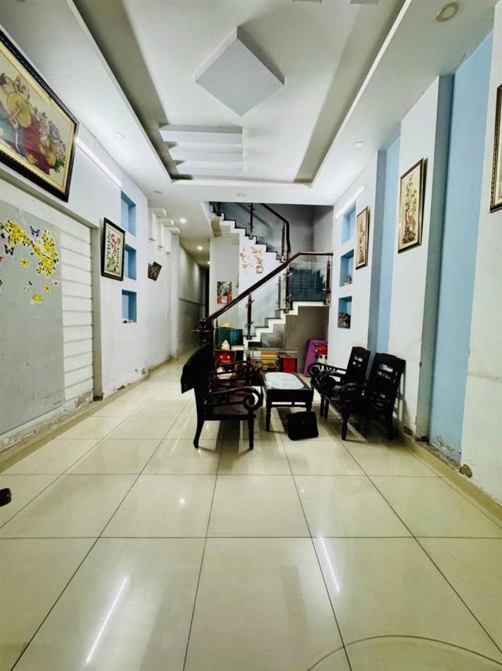 Bán nhà Mặt tiền Nguyễn Hữu Tiến - giao Lê Trọng Tấn, 4x28m, 3 tầng - 4 PN, 1 chủ, 14,9