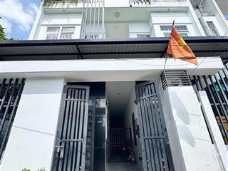 Bán Tòa nhà 5 Tầng - Hẻm 6m Thống Nhất, DT:  9x22m,  28 PN, HĐT 100 triệu, chỉ 22,9 tỷ.