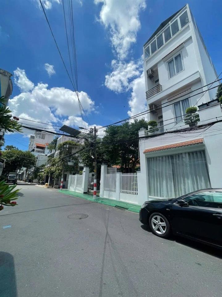 Bán Nhà Cấp 4 - 2 Mặt tiền Hẻm 10m Huỳnh Văn Nghệ, 12x17m, tiện xây + Phân Lô, chỉ 29,9