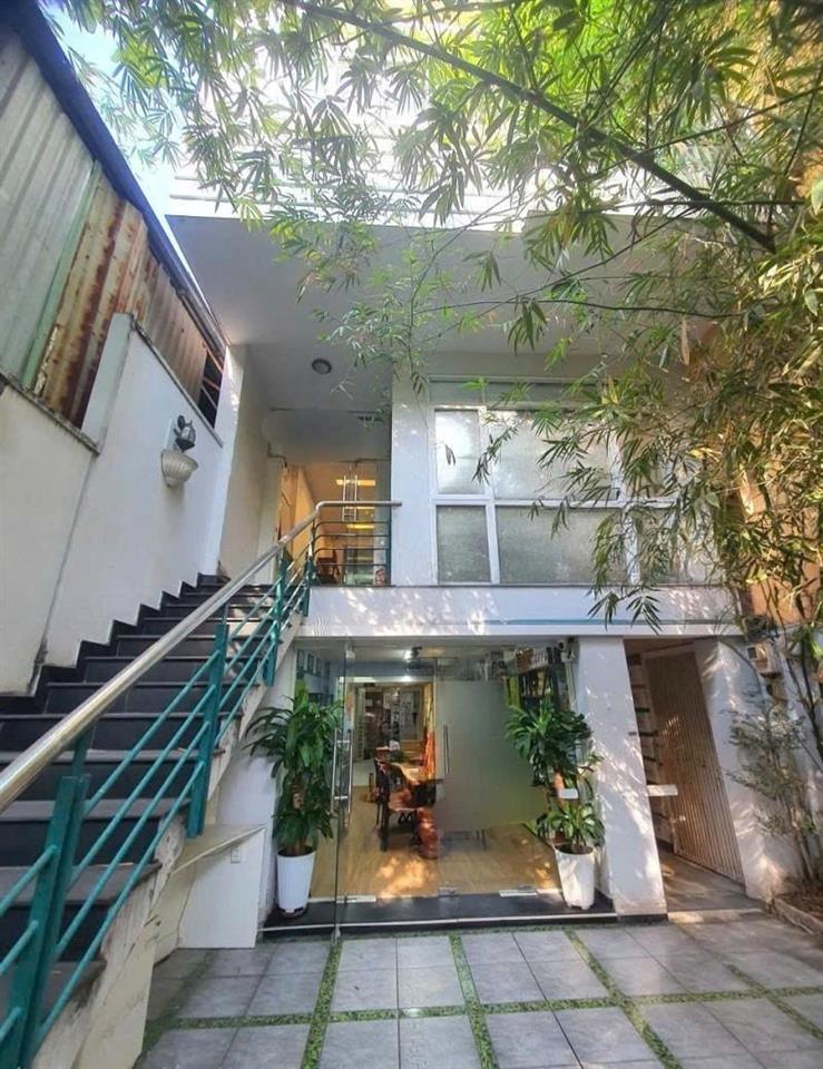 Bán nhà Mặt tiền C1 - giao Cộng Hòa, thông Hoàng Hoa Thám, 6,1x48m, 4 Tầng, 39,9 Tỷ.