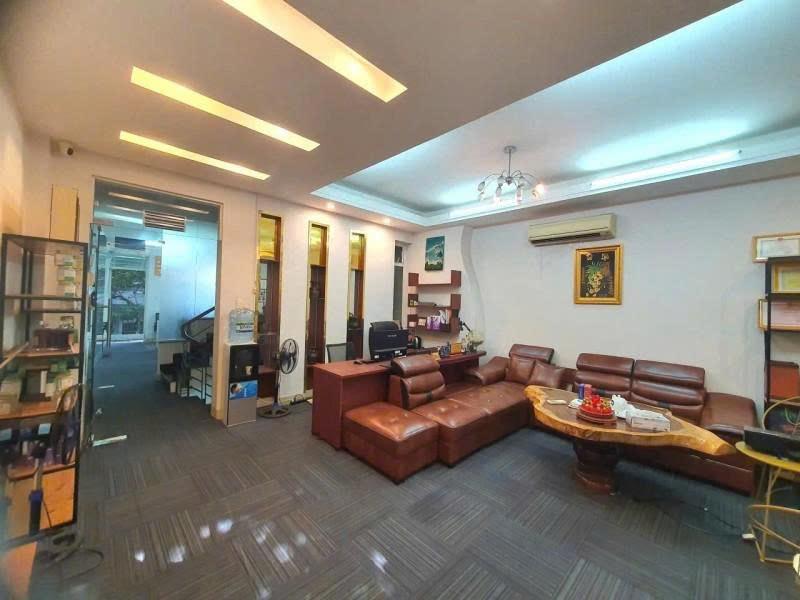 Bán nhà Mặt tiền C1 - giao Cộng Hòa, thông Hoàng Hoa Thám, 6,1x48m, 4 Tầng, 39,9 Tỷ.