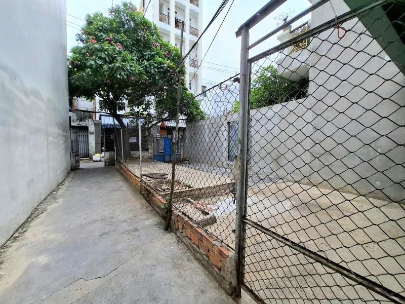 Bán nhà Cấp 4 -  Mặt tiền Hẻm 8m Lê ĐỨc Thọ - giao Thống Nhất, 6,5x40m, chỉ 23,9 tỷ.