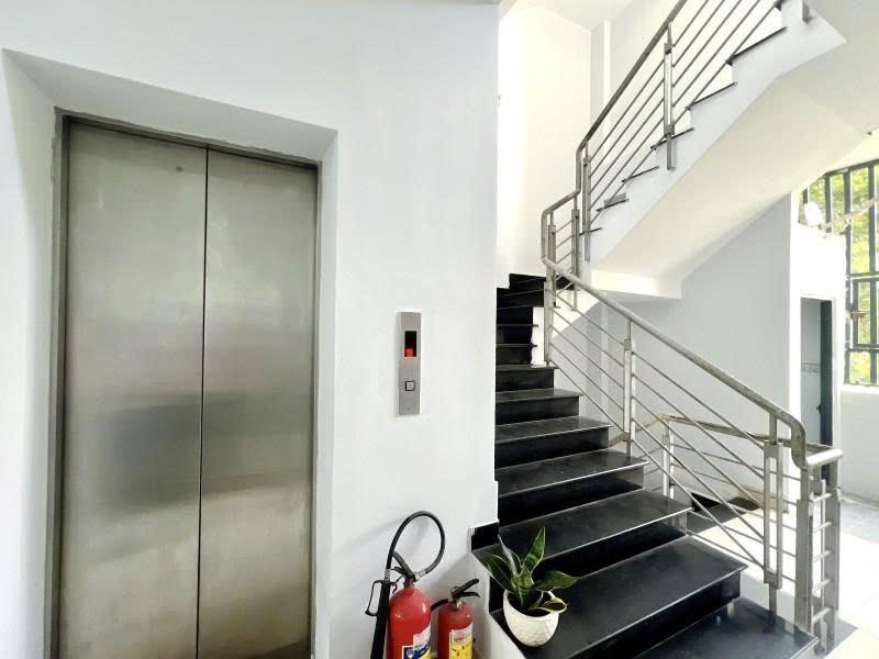 Bán nhà 2 Mặt tiền Bạch Đằng -  ngay CV Gia ĐỊnh, 4x22m - 8 tầng - 12PN, chào 29,8 Tỷ.
