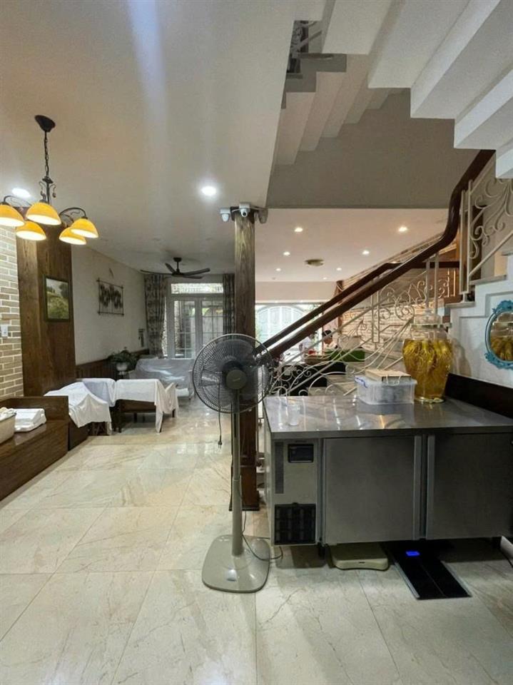 Bán nhà Hẻm 8m đường C1- ngay Cộng Hòa, thông Hoàng Hoa Thám, 6x15m, 5 Tầng, 20,5 Tỷ.