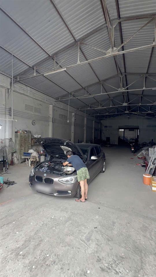 Bán Kho Xưởng, Hẻm 12m Hương Lộ 2 - gần Mã Lò, 12x62m, có thổ cư, Sổ A4, chỉ 39 Tỷ.