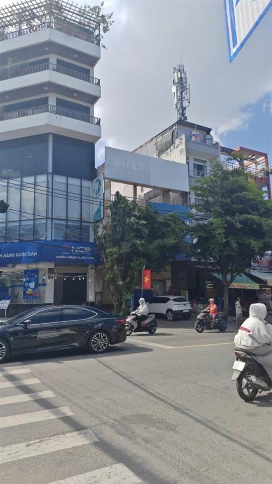 Bán Nhà Mặt tiền Bình Quới - giao Thanh Đa, 8,5x24m, 3 Tầng cũ, GPXD 9 Tầng mới, 52 Tỷ.