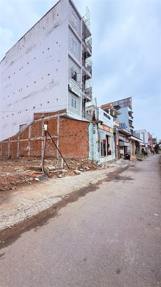 Bán Đất - Mặt tiền Quang Trung - gần Phạm Văn Chiêu, 9,9x30m, GPXD 8 Tầng, chỉ 29,8 Tỷ.
