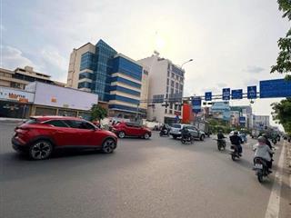 Bán nhà Mặt tiền Cộng Hòa, ngay VinCome, Út Tịch, 5x23m, 3 Tầng - 4 PN, chỉ 32 Tỷ.