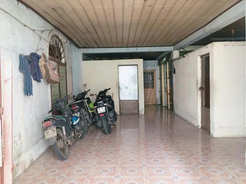 Bán nhà Mặt Tiền Trần Bình Trọng - gia Nguyễn Văn Đậu, 8,3x21m, Cấp 4 - 1 đời Chủ, 28,6