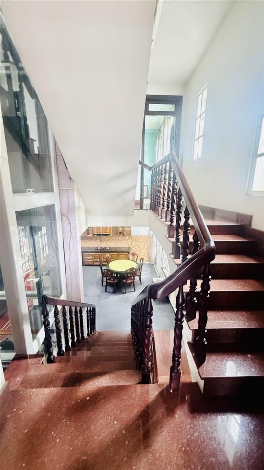 Bán nhà Lô góc 2 MT Hẻm 496 Dương Quảng Hàm. 6x19m, 5 Tầng - thang máy, 6PN, 22,5 Ty.