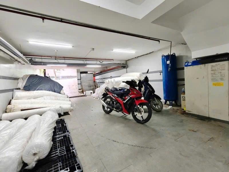 Bán nhà Mặt tiền Lê Niệm - gần Nguyễn Sơn, 6,1x19m, 7 tầng + Hầm, HĐT 50 tr, Sỏ A4, 22,9