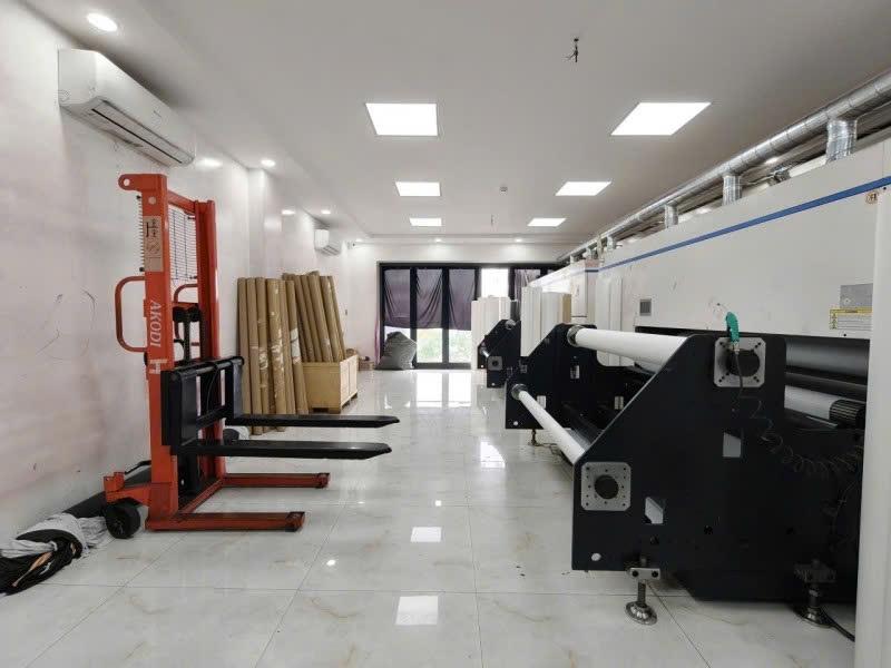 Bán nhà Mặt tiền Lê Niệm - gần Nguyễn Sơn, 6,1x19m, 7 tầng + Hầm, HĐT 50 tr, Sỏ A4, 22,9