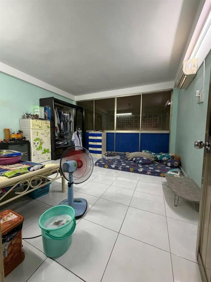 Bán nhà Mặt tiền Lạc Long Quân - gần Ngã tư Bảy Hiền, 5,4x25m, 4 Tầng, 1 đời chủ, 20,9 Tỷ.