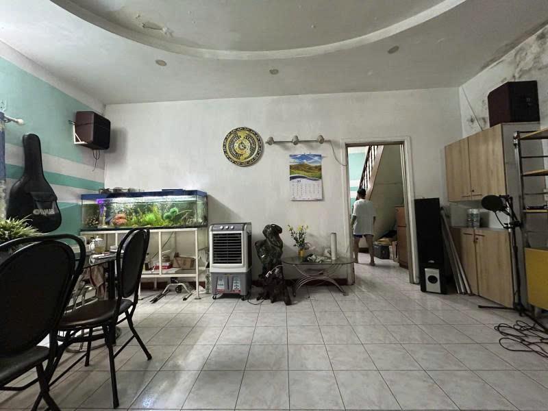 Bán nhà Mặt tiền Phan Văn Trị - giao Nơ Trang Long, 8,1x18m, 2 Tầng, 1 đời chủ, 23,9 Tỷ.