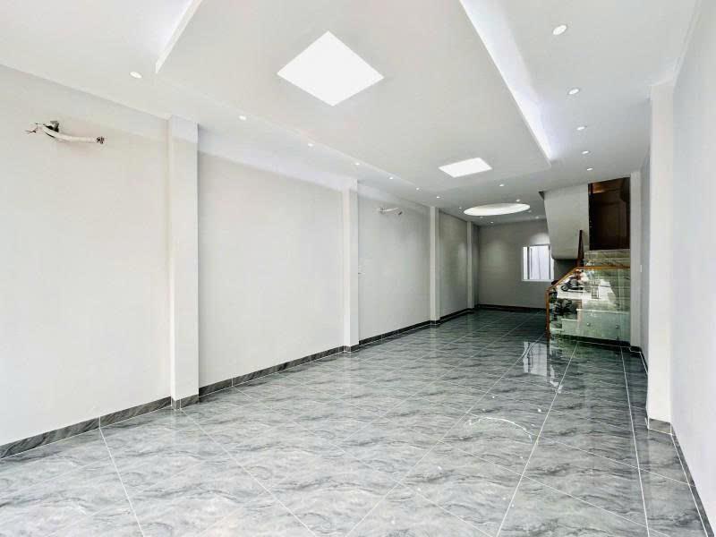 Bán nhà Mặt tiền Dương Quảng Hàm - giao Nguyễn Thái Sơn, 4x14m, 4 Tầng,  chỉ 16,7 Tỷ.