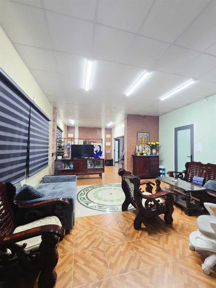 Bán nhà Biệt thự - Mặt tiền Sông Nhuệ - gần Trường Sơn, 17x33m, 2 Tầng, 1 đời chủ, 109 Tỷ.