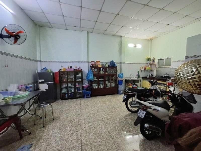 Bán nhà Mặt tiền hẻm 8m Lê Văn Thọ - gân Quang Trung , 12x36m, 2 Tầng - 1 đời chủ, 46 Tỷ.