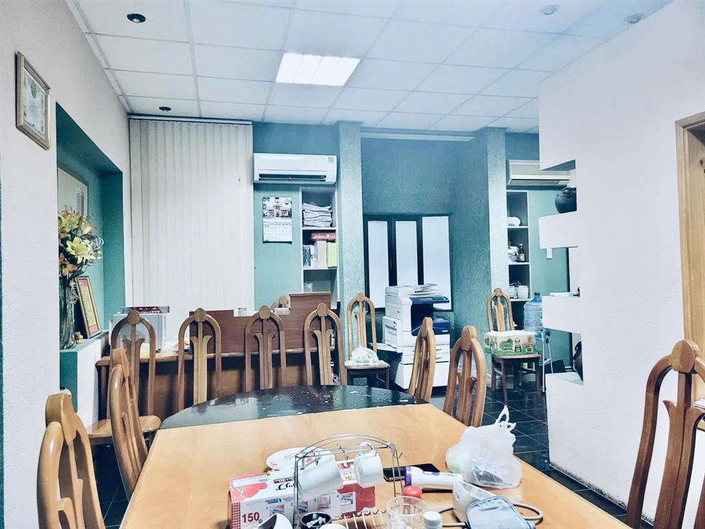 Bán nhà Mặt tiền Nguyễn Kiệm -  gần Thích Quảng Đức, 6,9x23m, hậu 9,2m, 4 Tầng, 28 Tỷ.