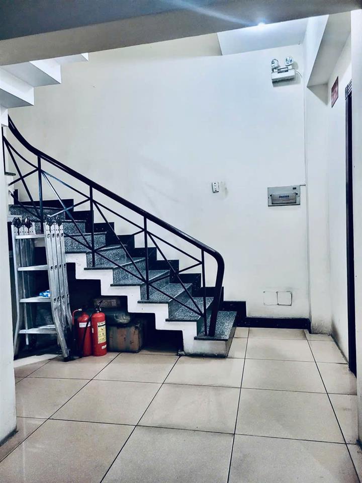 Bán nhà Mặt tiền Nguyễn Kiệm -  gần Thích Quảng Đức, 6,9x23m, hậu 9,2m, 4 Tầng, 28 Tỷ.