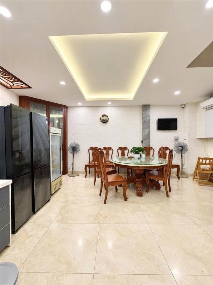 Bán nhà Biệt thự Hẻm 6m Yên Thế - giao Hồng Hà,  6,8x19m, 4 Tầng - 6PN, chỉ 26,6 Tỷ.