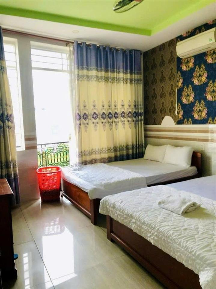 Bán nhà Mặt tiền Bờ Bao Tân Thắng - ngay Aoen Mail, 4x22m, 7 Tầng - 17PN, chỉ 23 Tỷ,