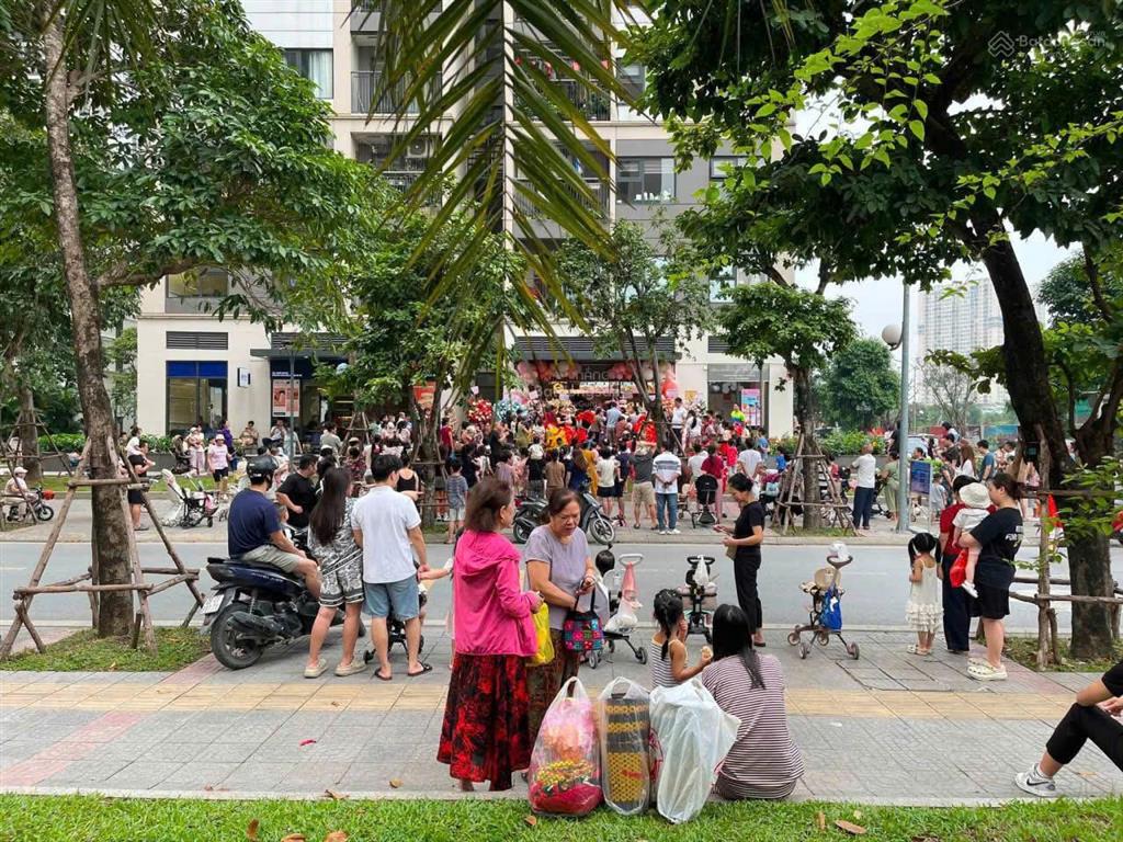 Bán shophouse 60m2 chân đế giá rẻ ký mới trực tiếp chủ đầu tư tại vinhomes ocean park gia lâm