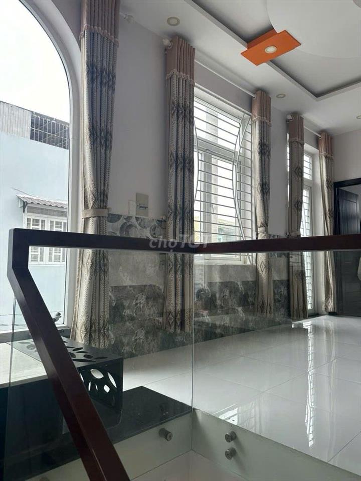 Góc 2 MT ô tô (70m2) - Nhà mới Bình Thành giá tốt