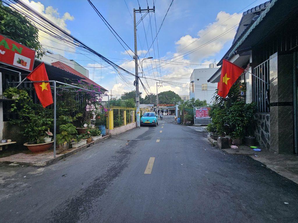 400m2 thỗ cư 2 MT đường số 28 - Nguyễn Xiển Giá tốt