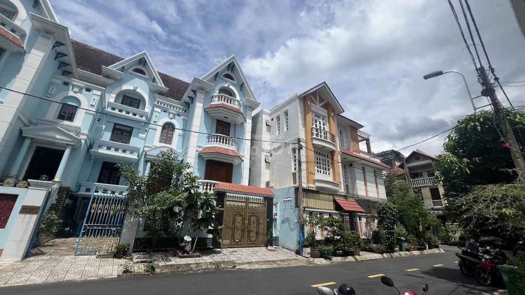 CC bán biệt thự đôi ngang 20m - giá tốt Trần Não Q2