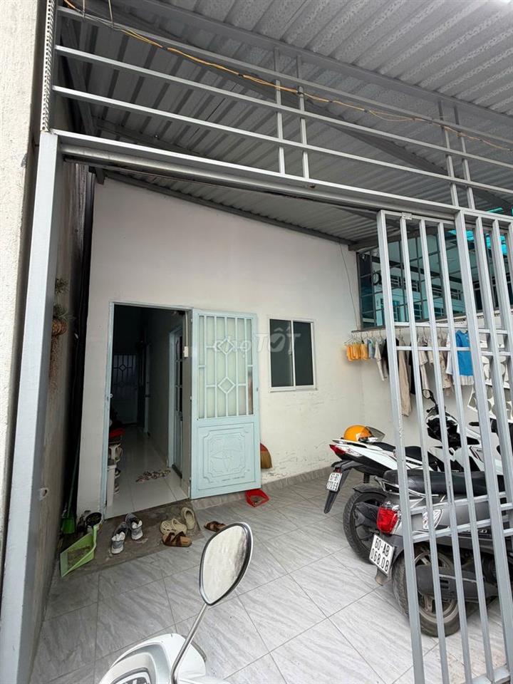 Cho nữ/sinh viên thuê phòng 1 trệt + lửng + lầu