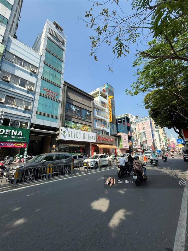 Bán toà nhà mặt tiền hai bà trưng quận 1, đối diện công viên lê văn tám, 8,5x27m, hđt 230tr/tháng